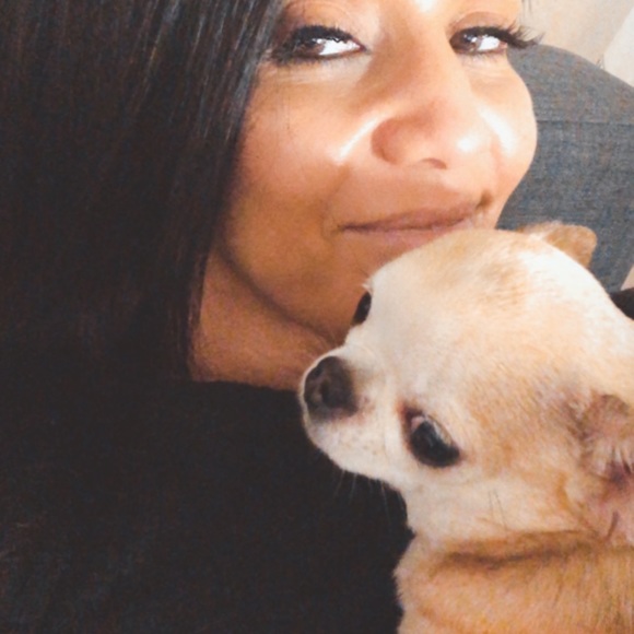 Meet your Poshers, Abby + Porsche ❤️ 🐶 - Picture 8 of 9